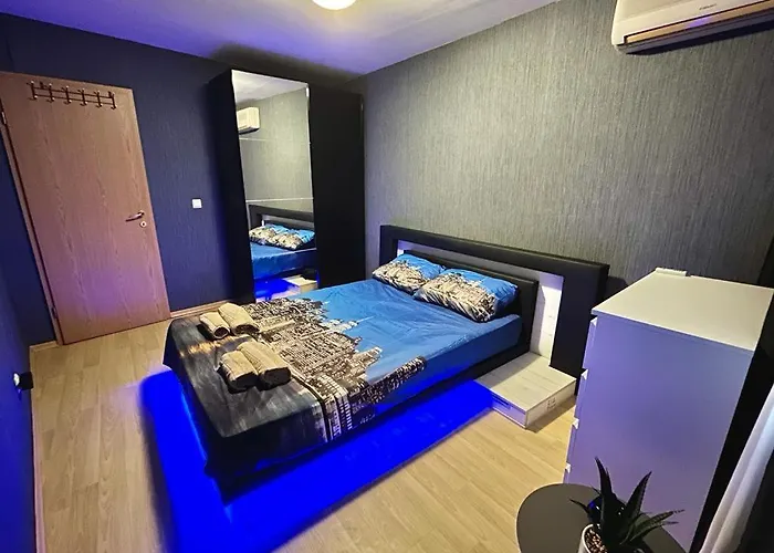 Black Sea Centre فارنا